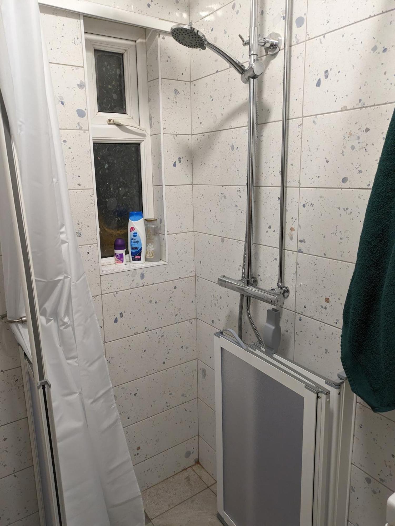 Maire Toireasa - Cosy Refurbished Property In The Gaeltacht Quarter بلفاست المظهر الخارجي الصورة