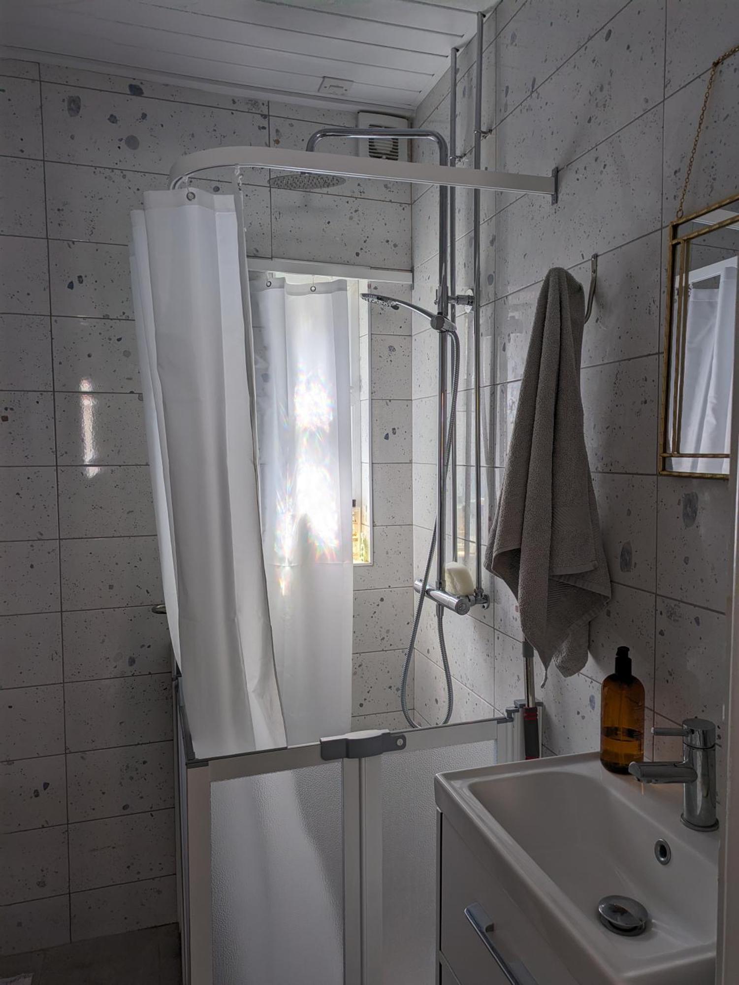 Maire Toireasa - Cosy Refurbished Property In The Gaeltacht Quarter بلفاست الغرفة الصورة